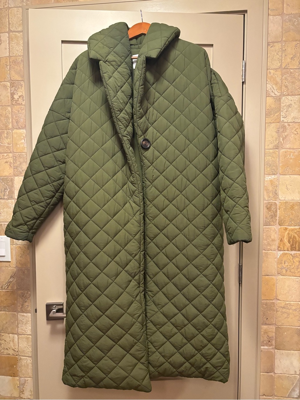 MARIAM AL SIBAI Duvet Long Quilted Blanket Relaxed Liner Coat Army Olive Collar - Picture 2 of 9